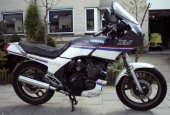 1991 Yamaha XJ 600 photo